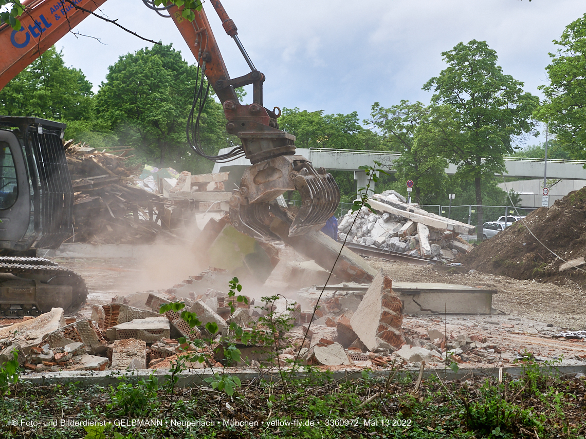 13.05.2022 - Baustelle am Haus für Kinder in Neuperlach